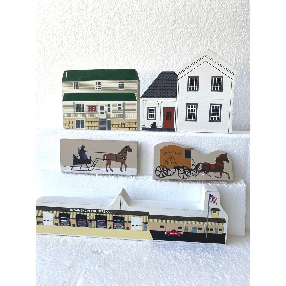vintage wooden Cat's Meow Village collectibles